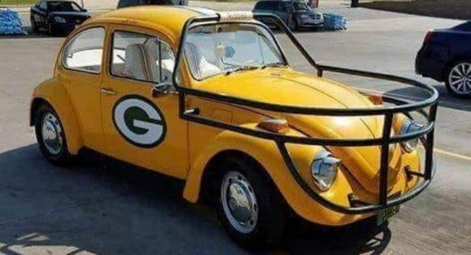 Green Bay Packers Auto Emblem - Helmet