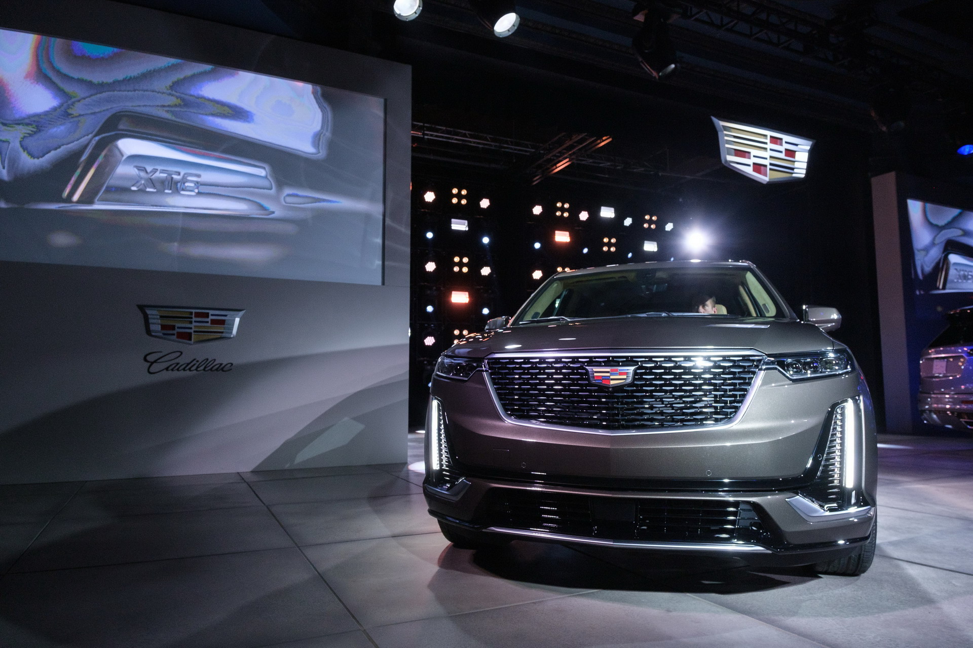 2020 Cadillac XT6 Costs Thousands Of Dollars More Than The Competition ...