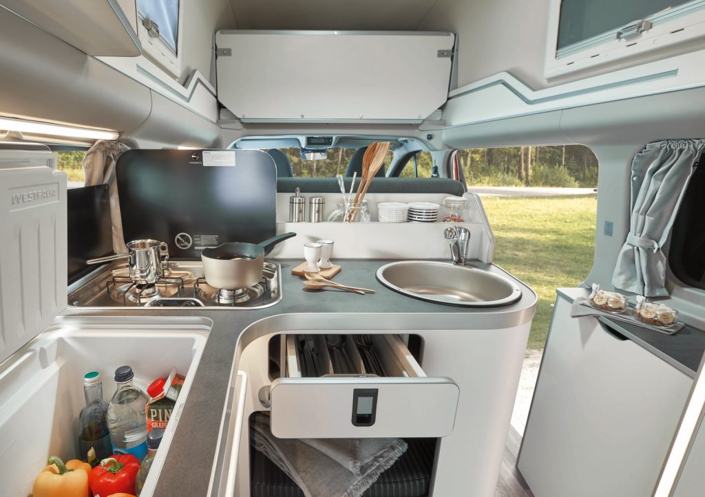 Ford Reveals Next-Generation Nugget Camper Van – Smarter, More Versatile  and Now Set to Electrify Adventures, Ford of Europe