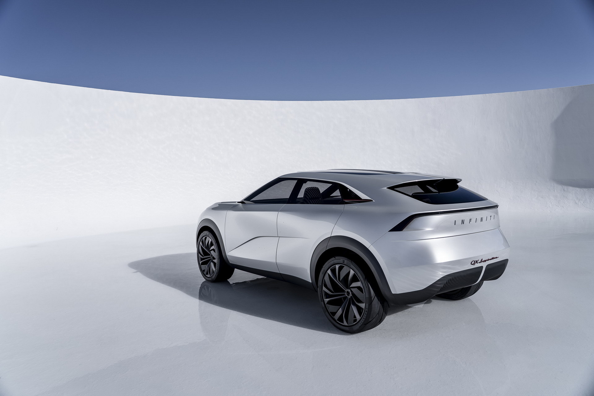 QX Inspiration Concept Is An Unrealistic Teaser Of Infiniti's New ...