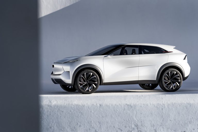 Infiniti QX Inspiration Concept Broke Down In Detroit, Got Covered By ...