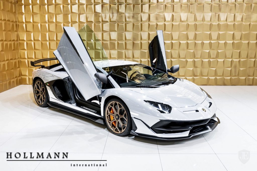 White And Gold Lamborghini Aventador SVJ Is Screaming To Be Adopted ...