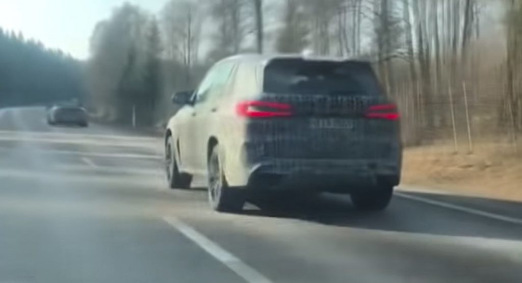  BMW X5 M Filmed Rolling With M8 Convertible In Sweden