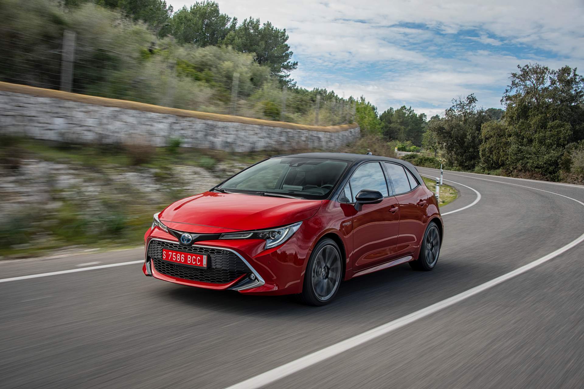 Toyota Drops Euro-Spec 2019 Corolla Performance And Economy Specs, Mega ...