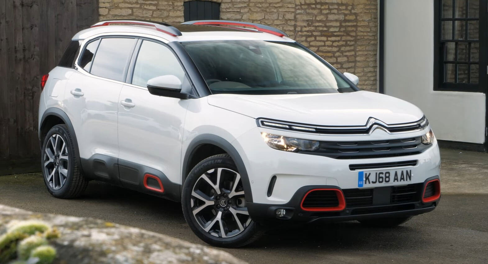 Citroen C5 Aircross Is Betting On Comfort And Design To Attract Buyers ...