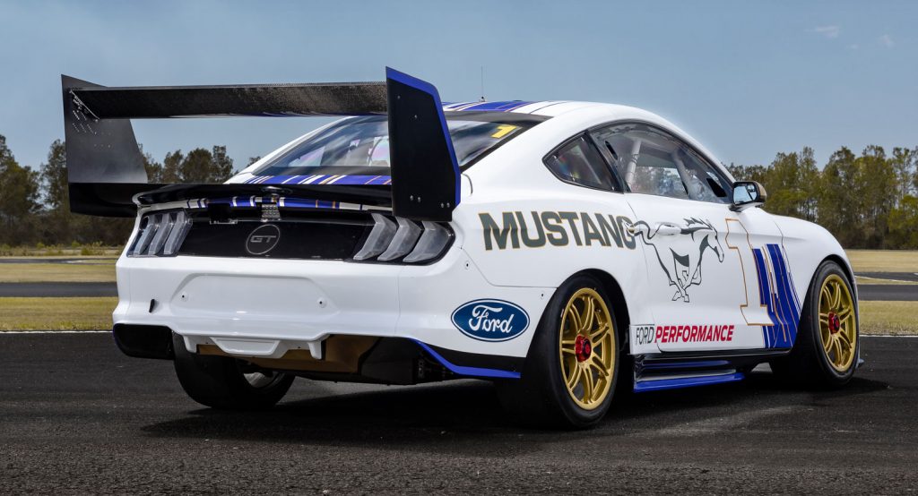  Australia’s New Ford Mustang Supercar Racer Looks Really Off, Doesn’t It?