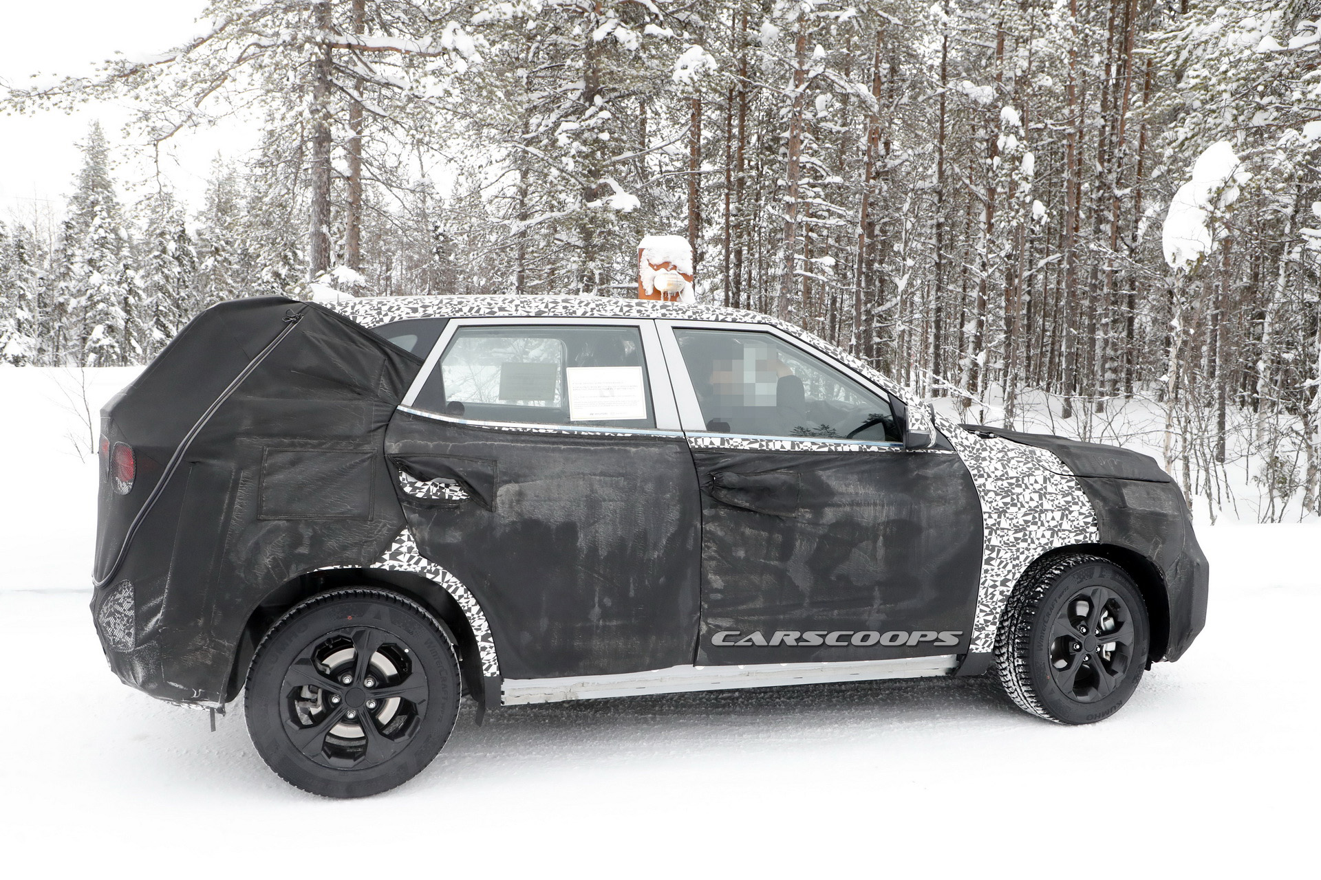 New Kia Crossover Spotted Testing, Looks Like The Production Version Of ...