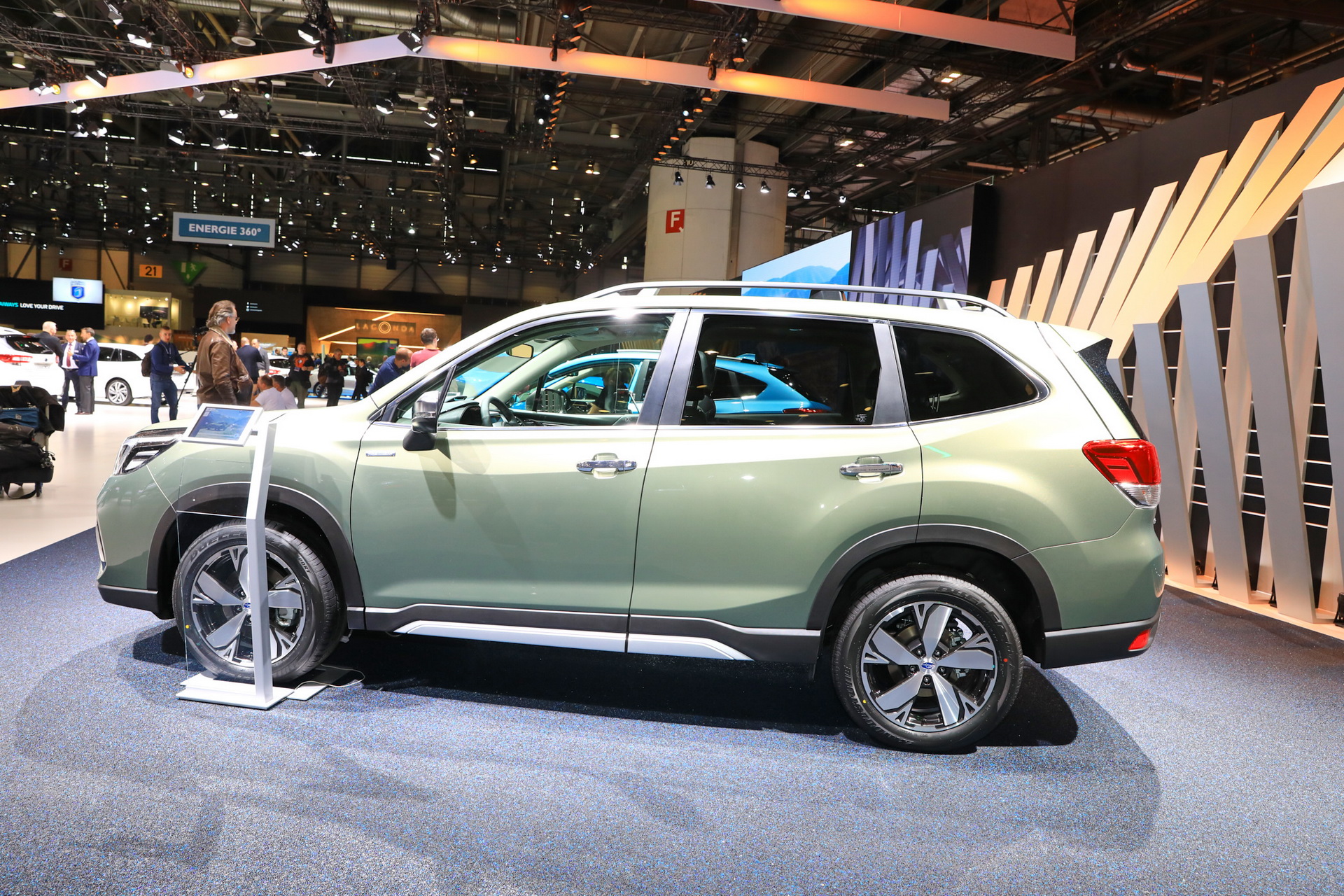 New Subaru Forester eBoxer Debuts Mild Hybrid Powertrain | Carscoops