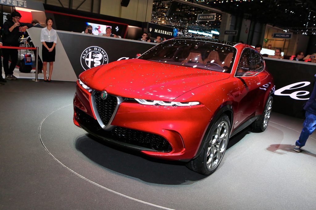 Alfa Romeo Tonale Is A Sexy Preview Of New Compact Hybrid SUV | Carscoops