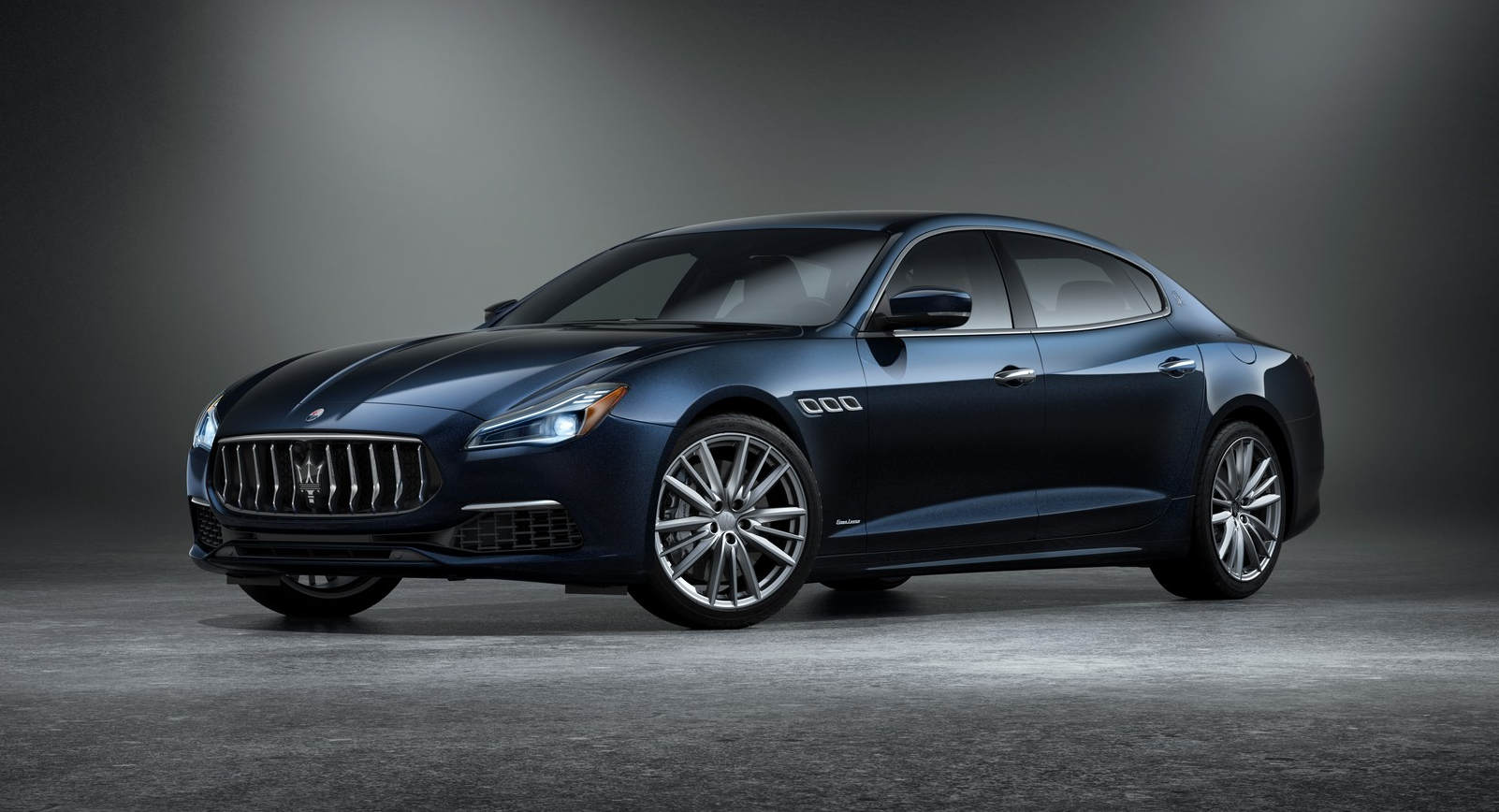 Fiat Chrysler Doesn’t Rule Out Mergers, Will Definitely Keep Maserati ...