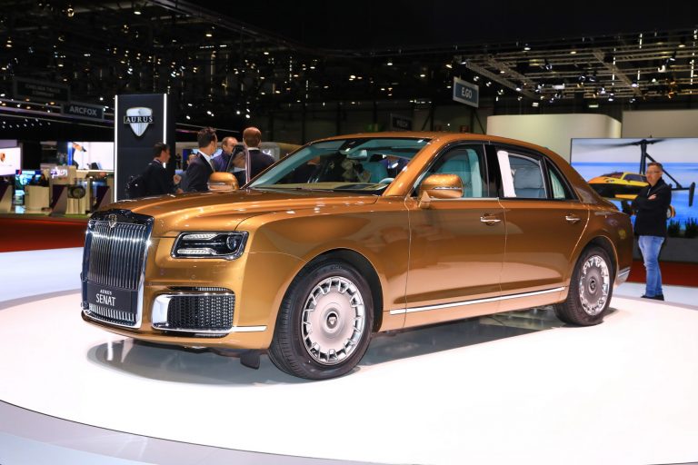 Russia’s Aurus Senat Luxury Limousine Officially Enters Production ...