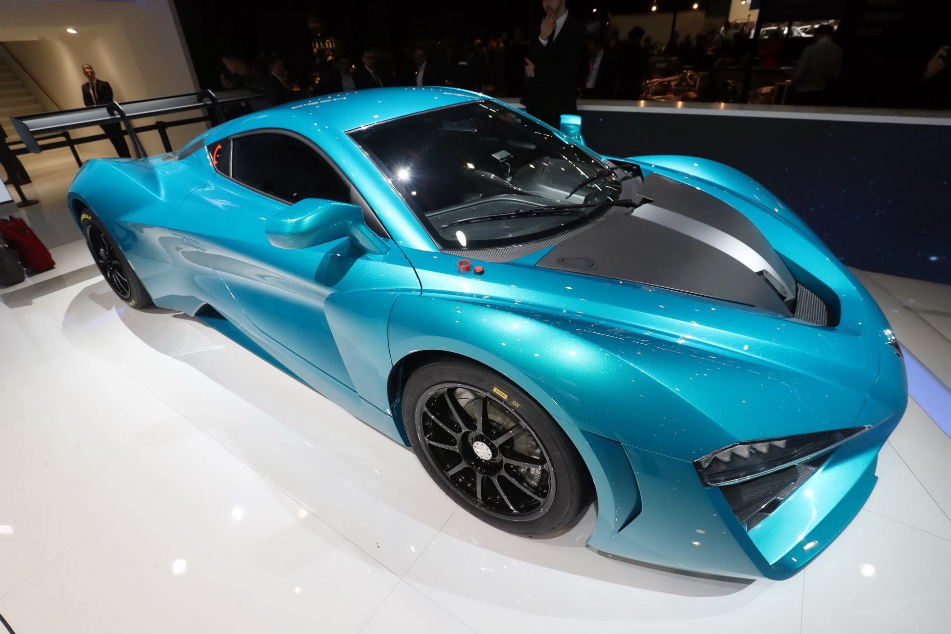 BAIC’s Arcfox GT Stalks Geneva In Both Street And Track Spec With Up To ...