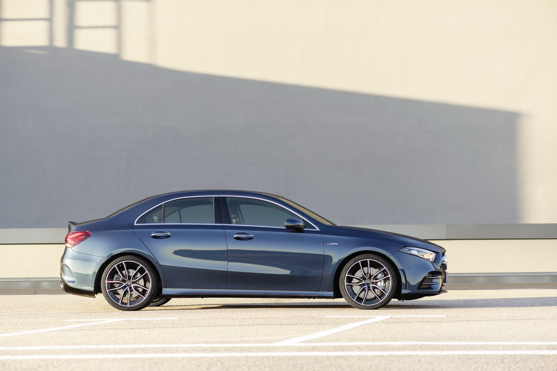 Mercedes Amg A 35 Junior Performance Sedan Has 302 Hp Does 0 60 In 4 7 Sec Carscoops