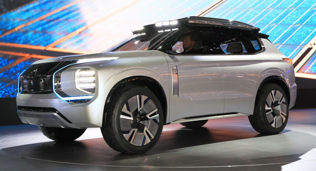  Mitsubishi Engelberg Concept Looks Like An Outlander From The Future (Live Pics)