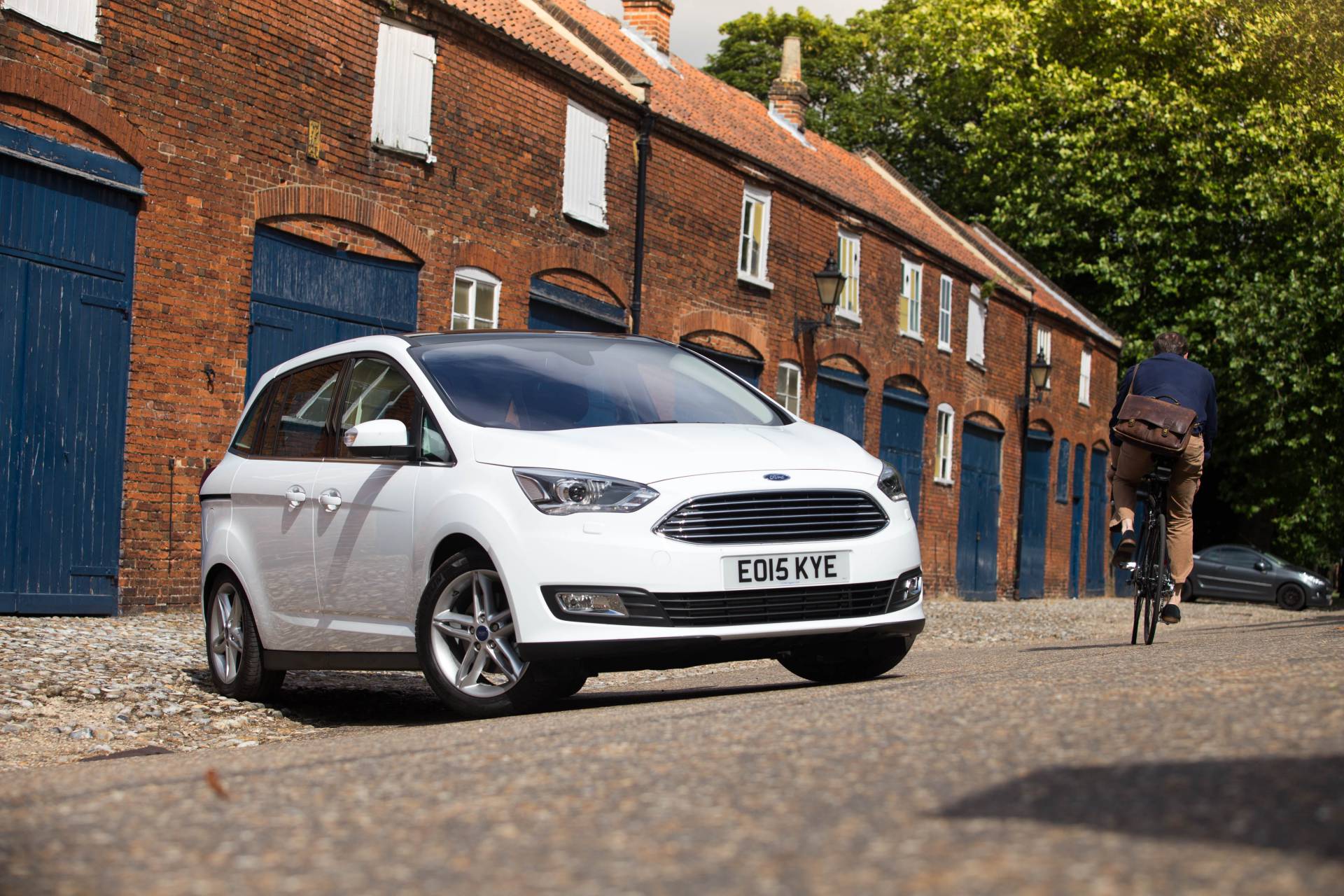 Ford Ending C Max Grand C Max Production In Germany This June Carscoops