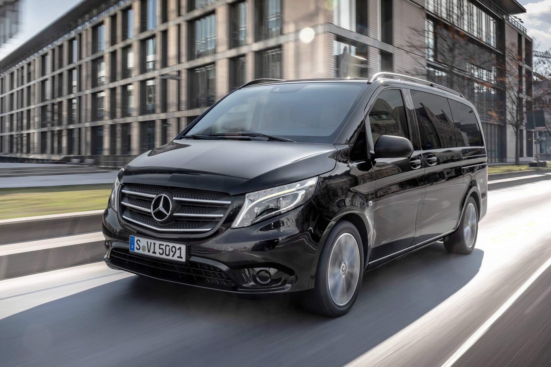 Mercedes sprinter shops tourer 2019