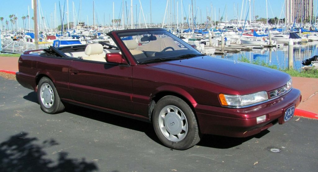  Relive The ‘90s In This Barely-Driven Infiniti M30 Convertible