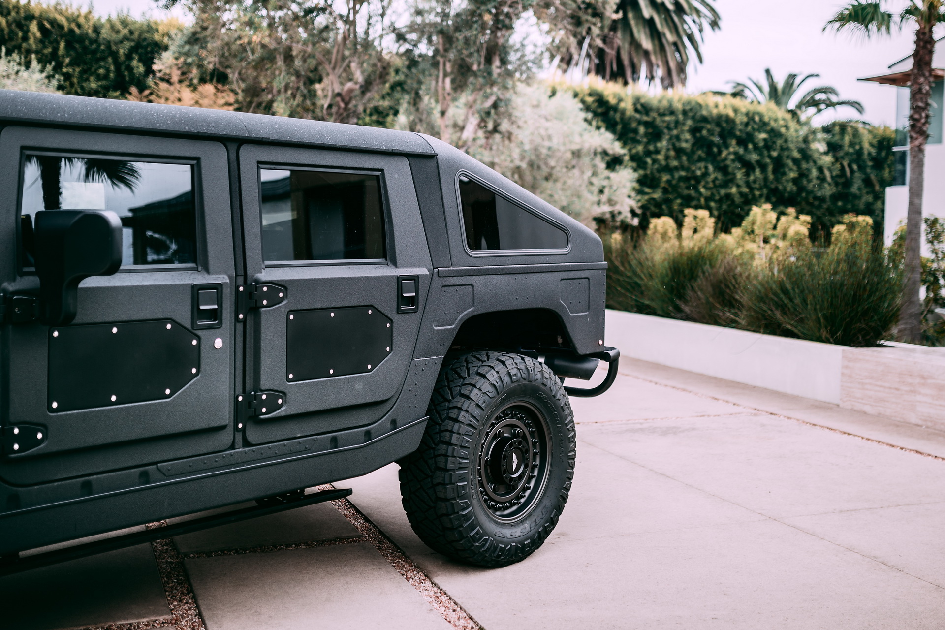 Mil spec Automotive Hummer h1 2018