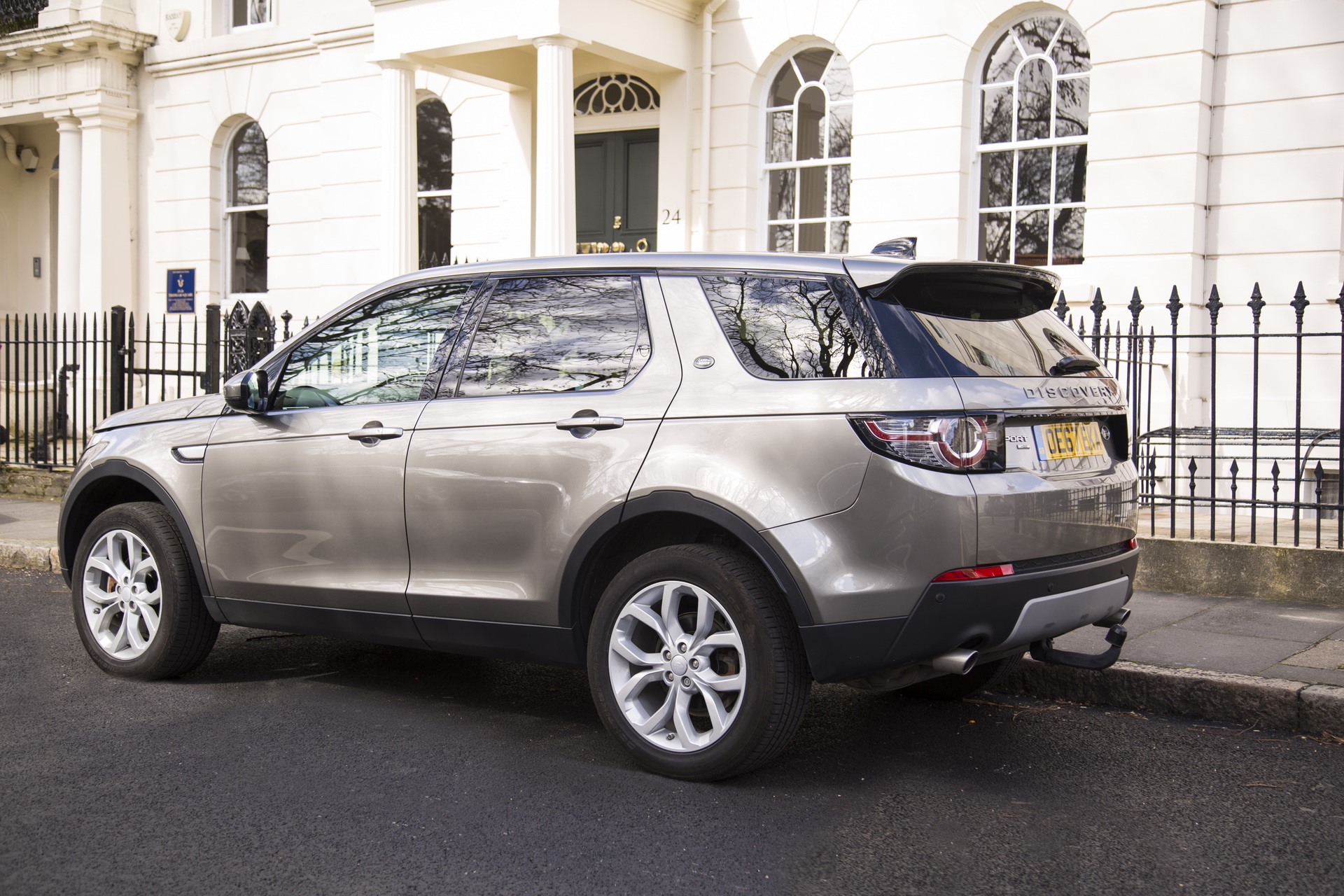 Jaguar Land Rover Launches Premium Car Rental Service In London Carscoops