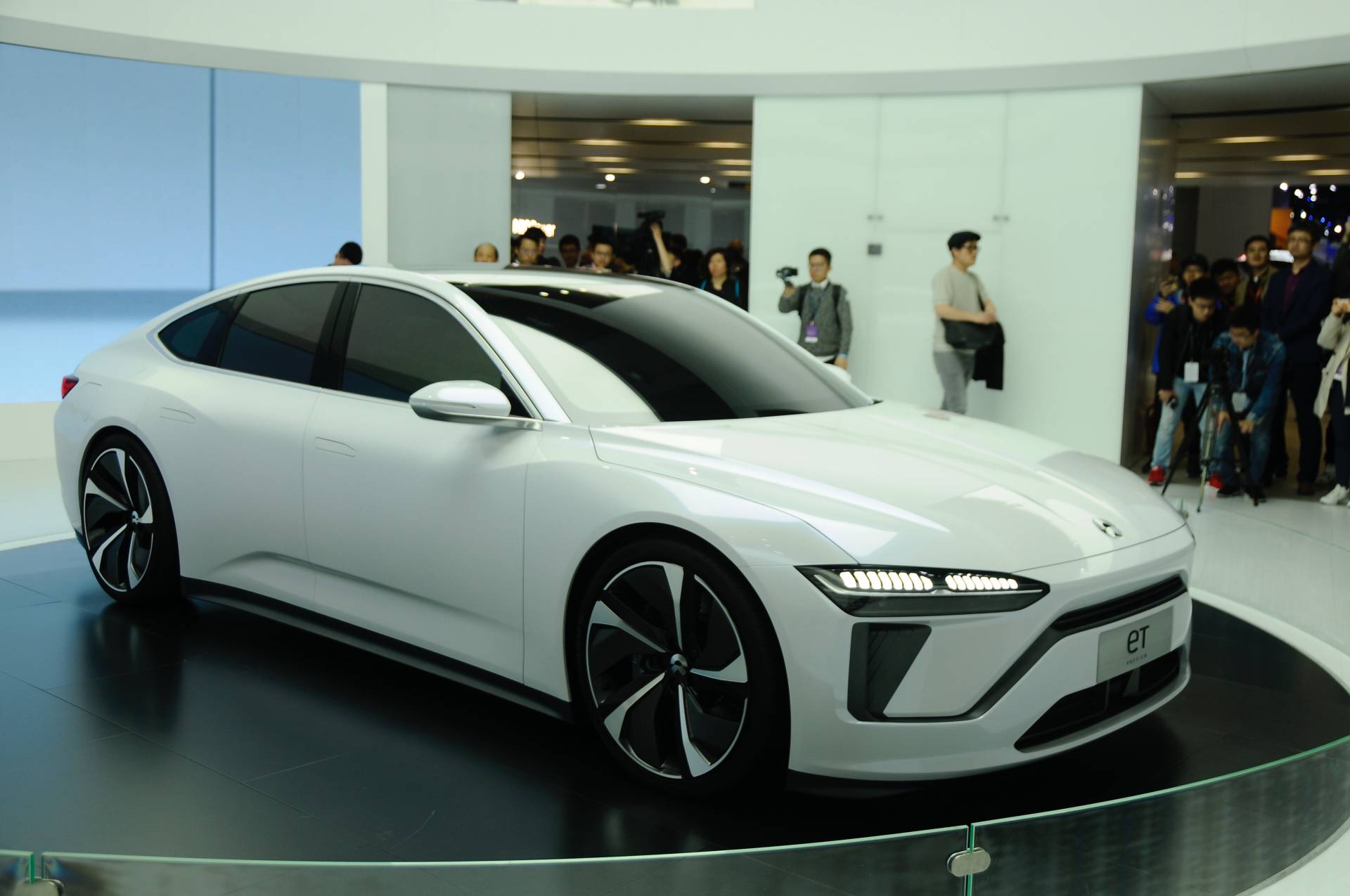 Nio ET Preview Heralds Tesla Model 3 Rival With 317-Mile Range | Carscoops