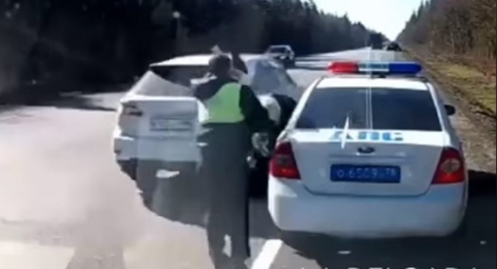  Lexus RX Slams Into Police Officer On The Side Of A Highway