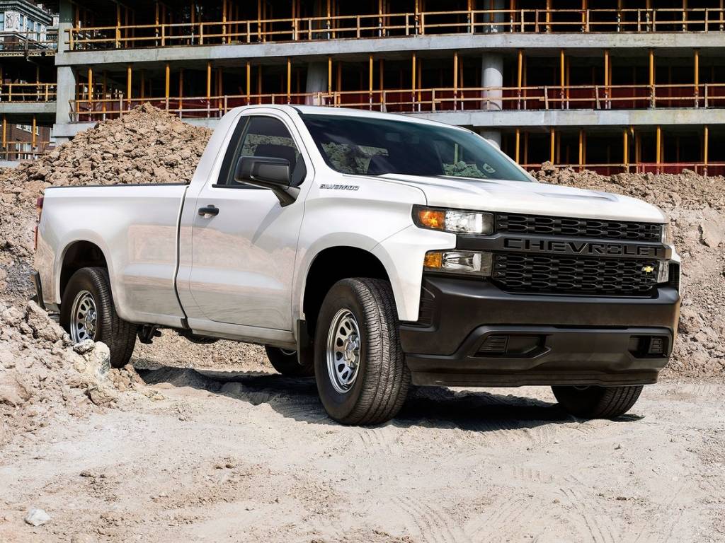 Middle East-Bound 2019 Silverado RST And Trail Boss Come As Regular ...