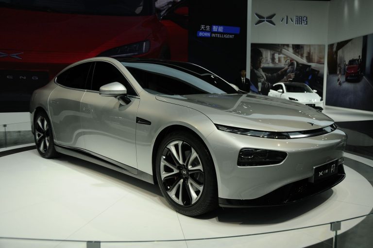 Xpeng P7 Electric Sporty Sedan Has 600 KM Range, Level 3 Autonomy ...