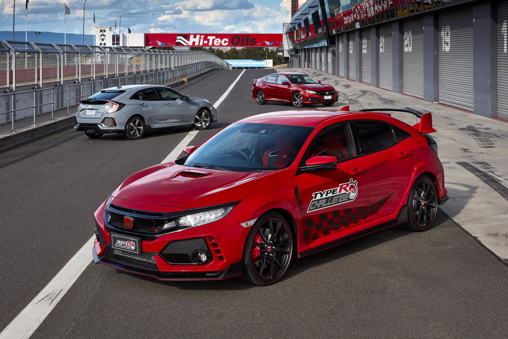 Honda Civic Type R Sets Lap Record At Bathurst For FWD Production Cars ...