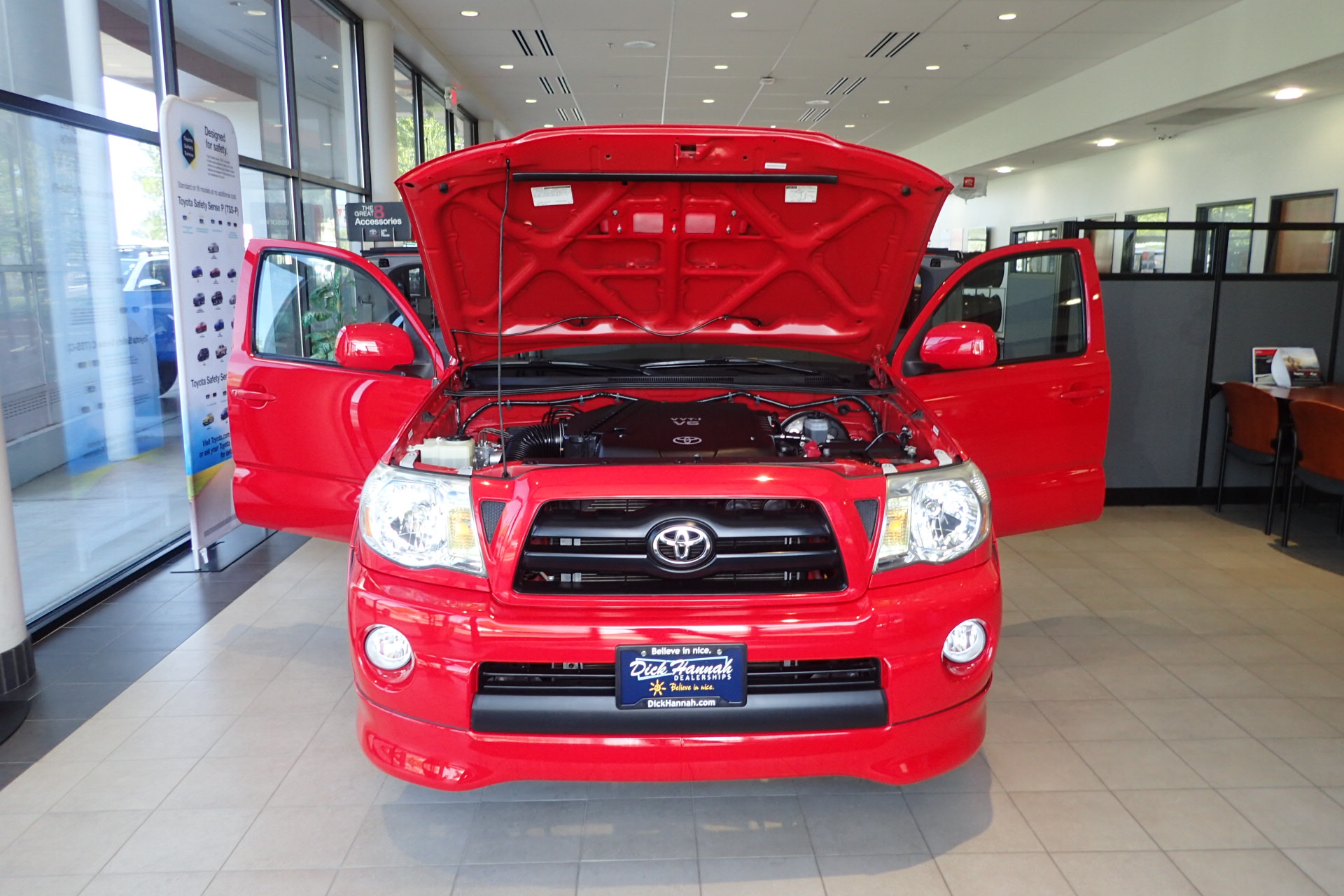 07 Toyota Tacoma X Runner Is A Fun Little Pickup From The Past Carscoops