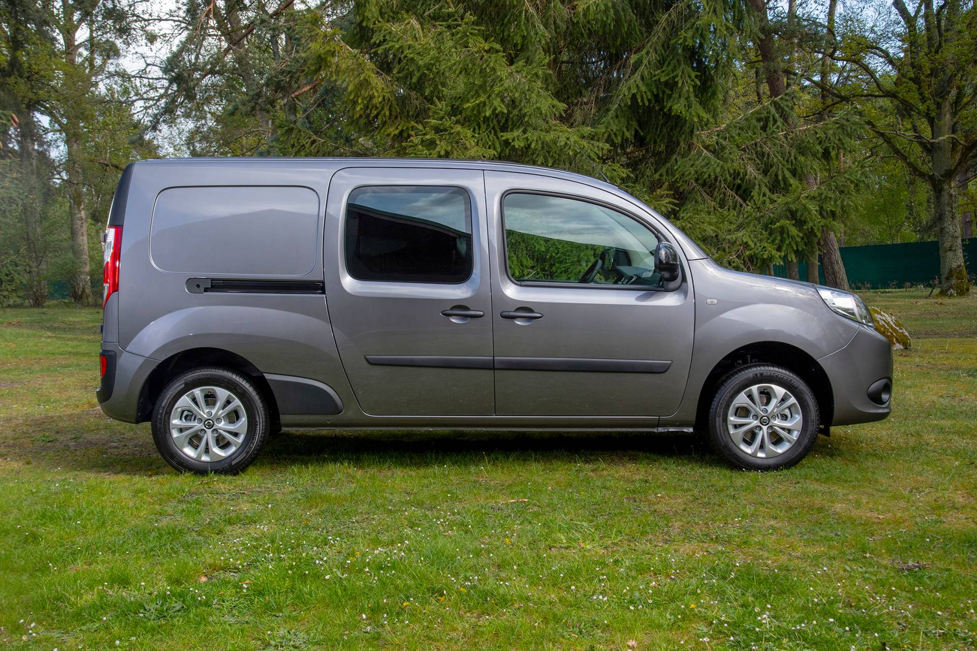 Renault Kangoo / Nissan nv250