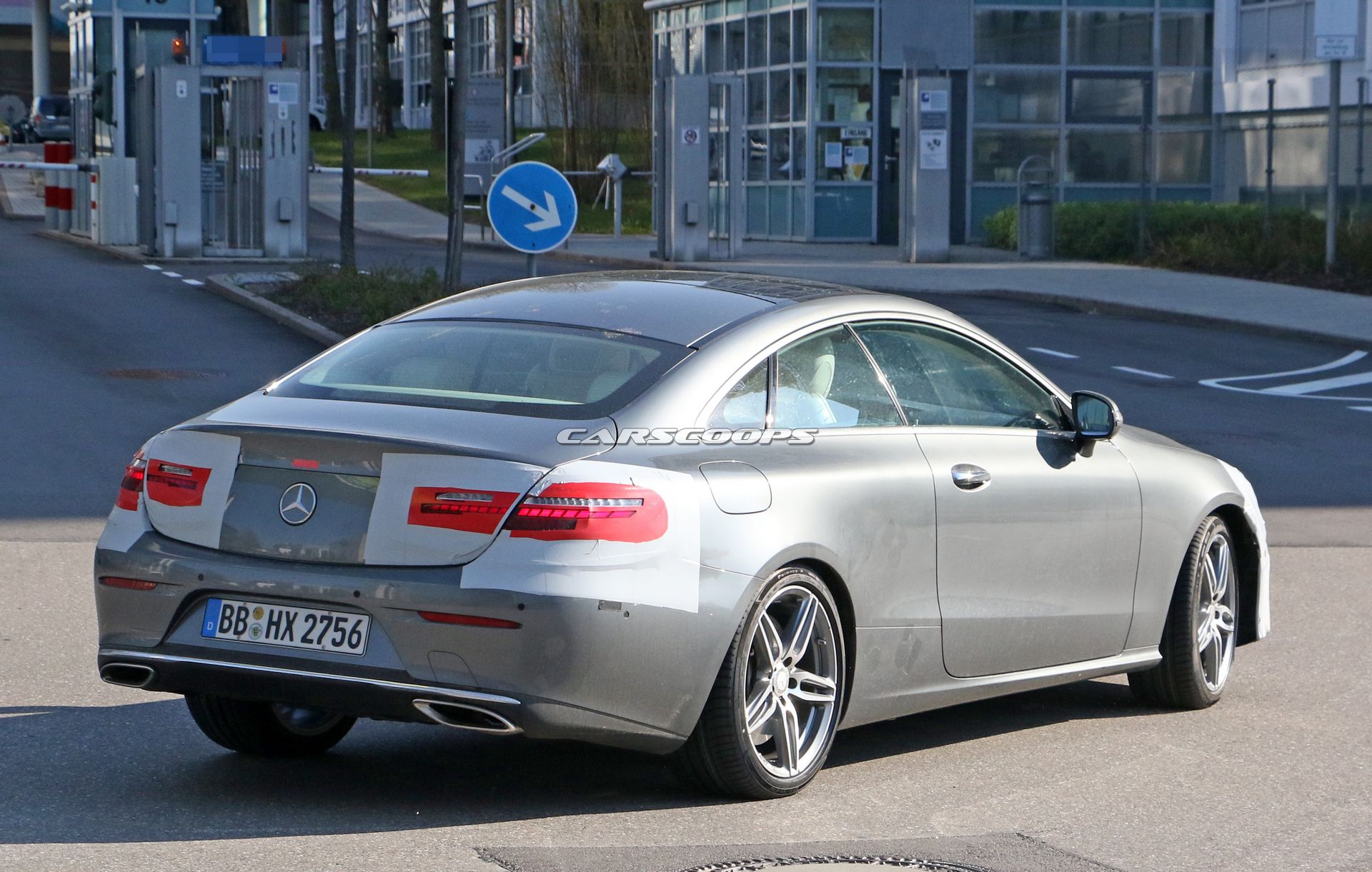 Mercedes Benz E Class Coupe Facelift Will Look Very Familiar Carscoops