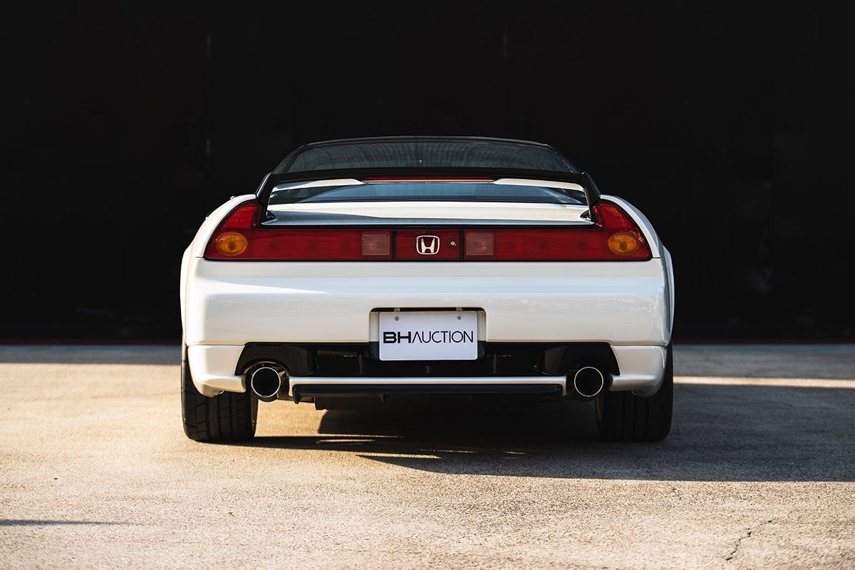 Rare Honda Nsx R Is Heading For Auction Starting Price Is 408k Carscoops