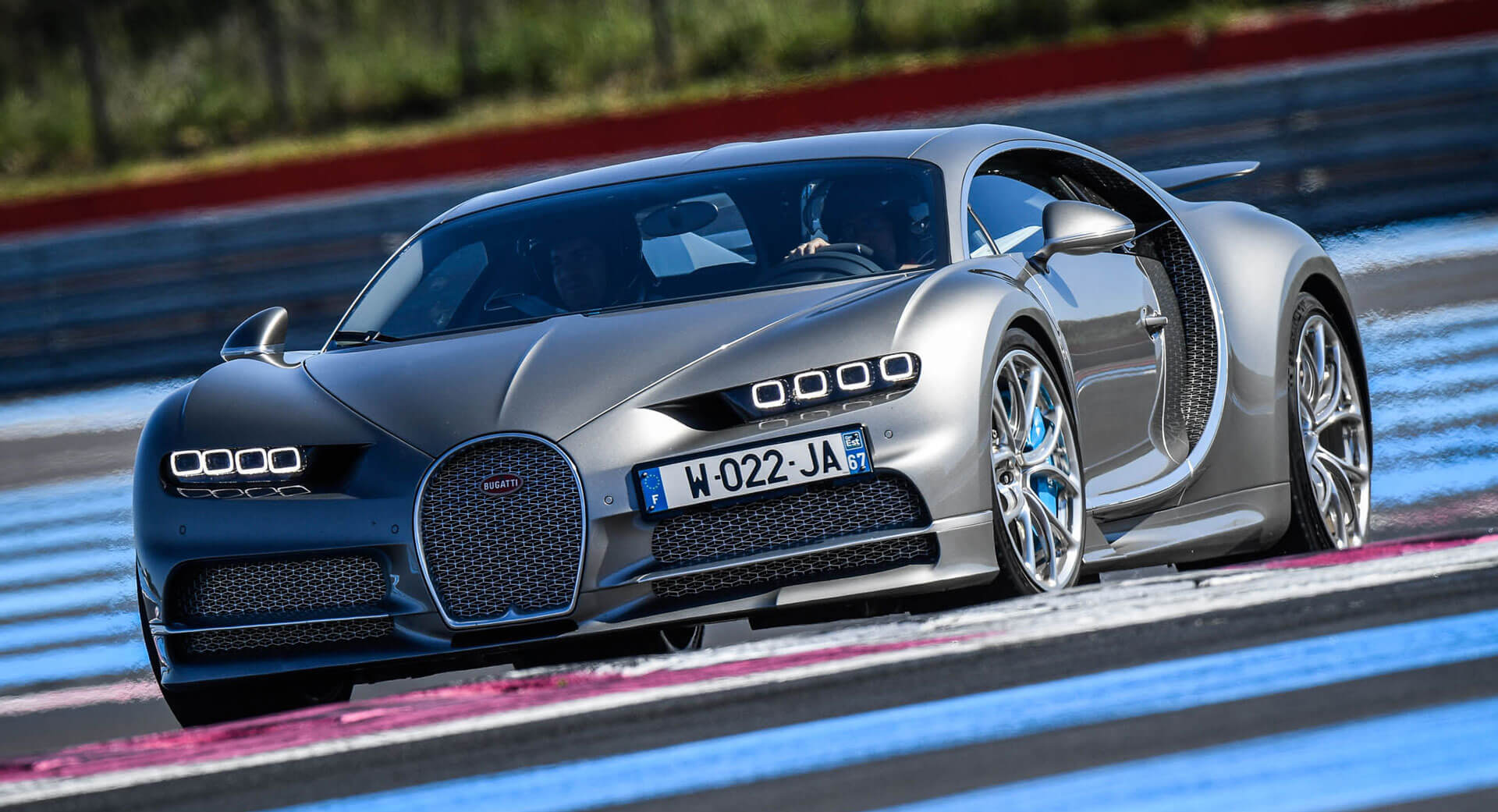 Bugatti Bolide Storms Goodwood With Looks And Sounds Of A W16