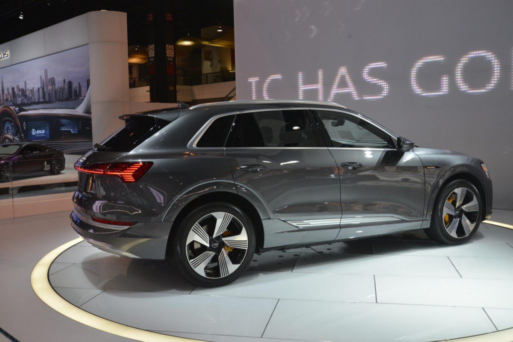 Audi E-Tron SUV With Vegan Interior Trim Sounds… Yummy? | Carscoops