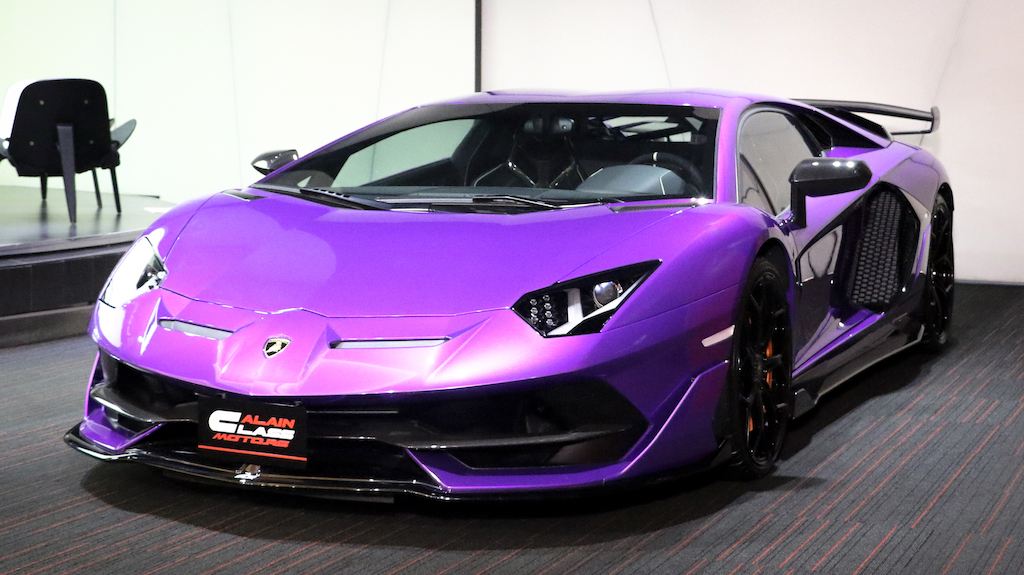 This Lamborghini Aventador SVJ Stands Out Even In Supercar-Infested ...