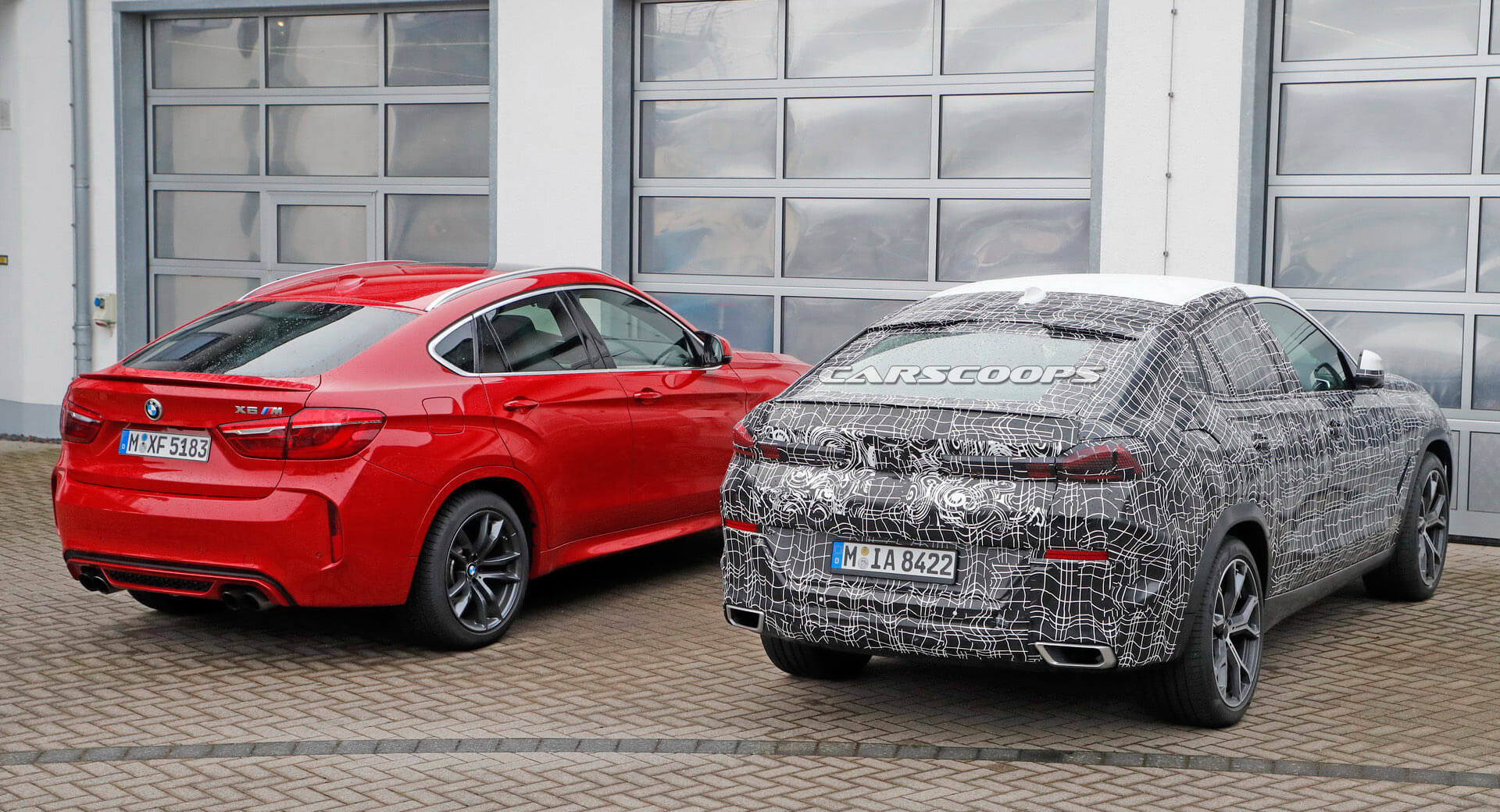2020 Bmw X6 Poses Next To 2019 X6 M For Good Measure Carscoops