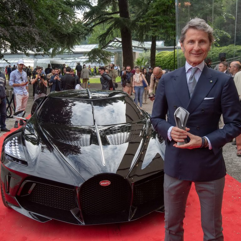 Bugatti La Voiture Noire Wins Design Award At Concorso d’Eleganza ...