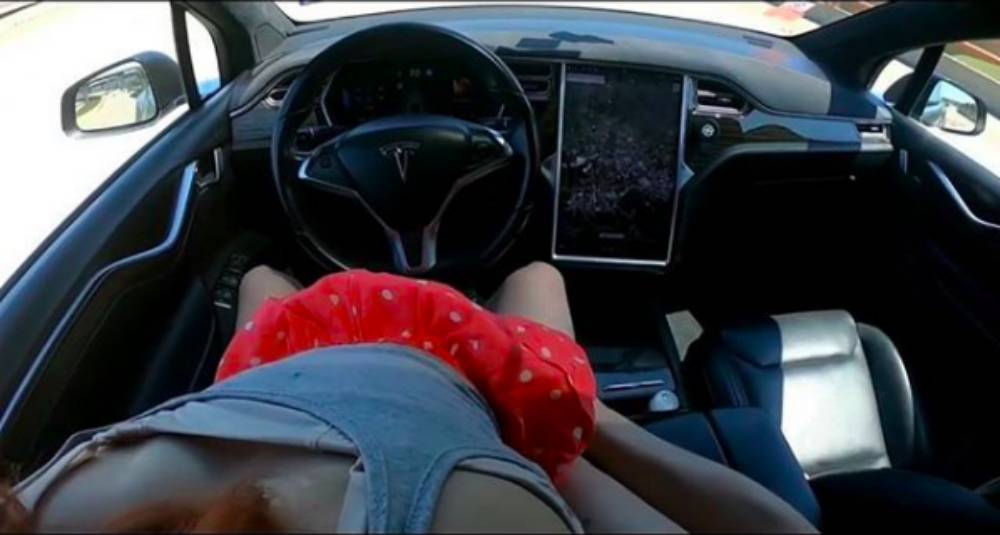 X Porn Movie - Hands-Free Porn Movie Filmed In Tesla Model X On Autopilot, Musk ...
