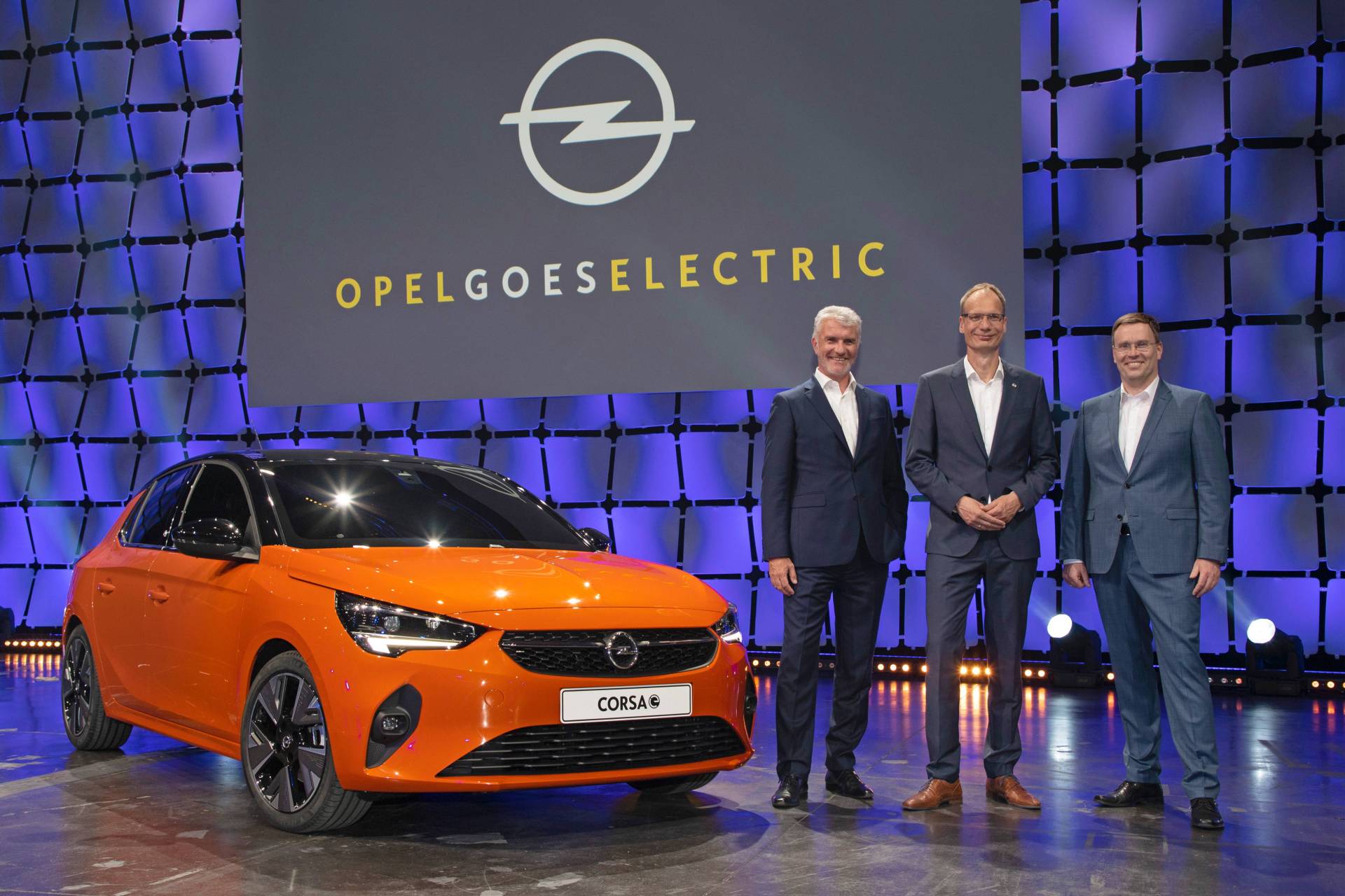 Electric Opel Corsa E Priced From 29 900 In Germany 26 490 In The Uk Carscoops