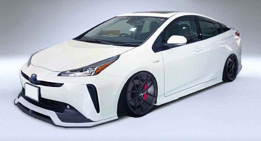  Liberty Walk Does A… Toyota Prius? Well, Why Not?