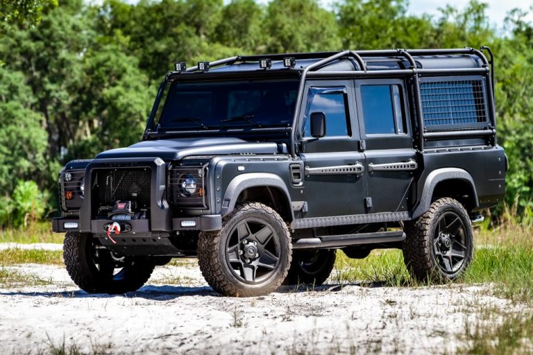 Ain’t Nothing Gonna Stop This LS3-Powered, Custom Land Rover Defender ...