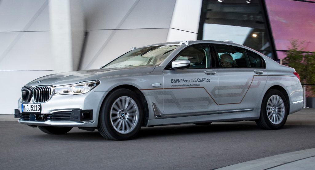  BMW Shows Off 7-Series Prototype With Level 4 Autonomous Tech