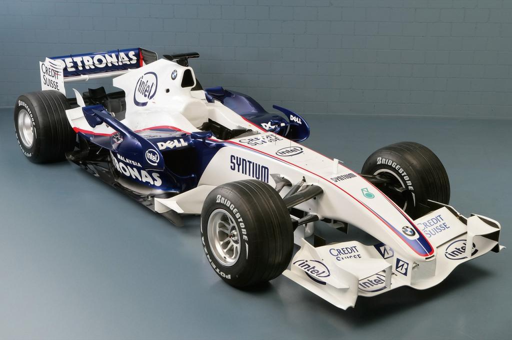 07 Bmw Sauber F1 Car On Sale But You Ll Have To Find An Engine Too Carscoops