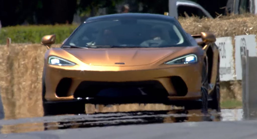  Watch The McLaren GT Make Its Dynamic Debut At Goodwood