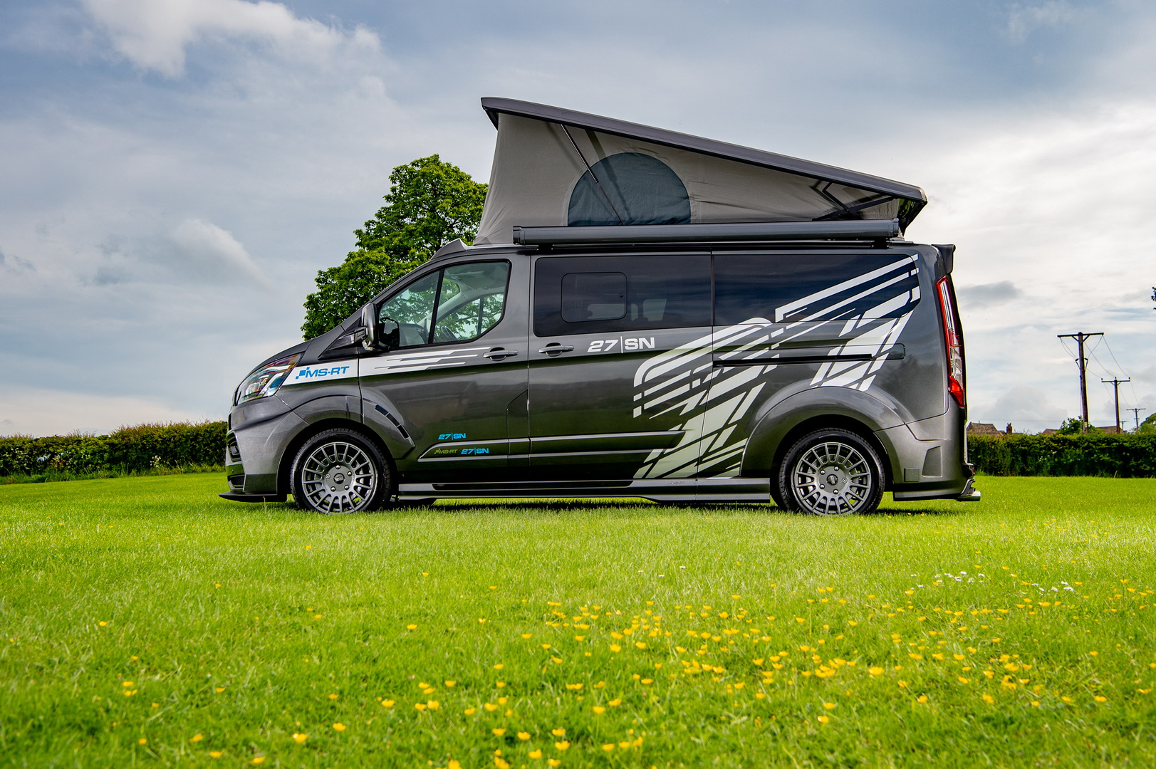 Ford transit custom. Ford Transit Custom Camper. Ford Transit Custom 2020. Ford Transit 5 дом на колесах. Автодом Форд Транзит 2019 года.