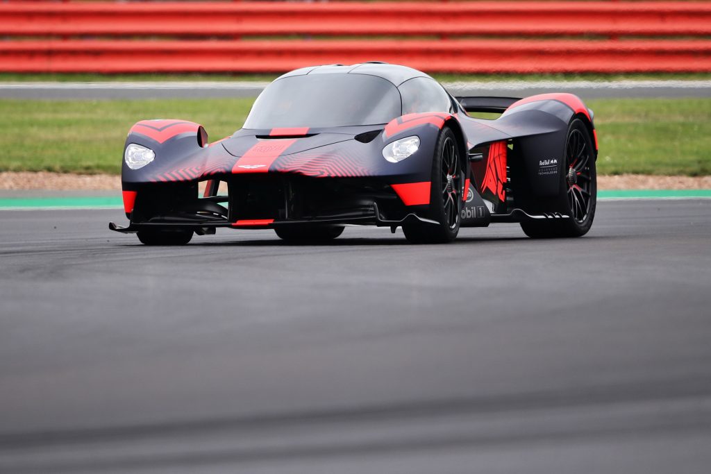 Aston Martin’s Le Mans Valkyrie Racer Won’t Be A Hybrid | Carscoops