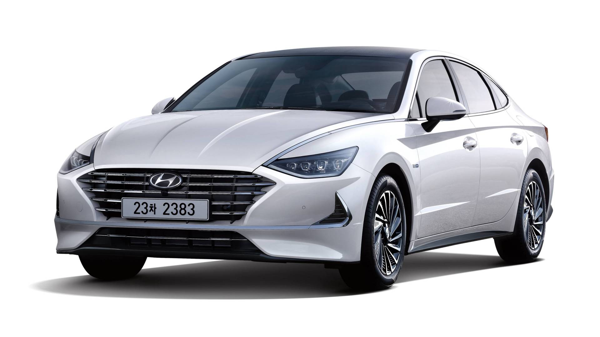 hyundai announces an eco friendly model for chicago could be the 2020 sonata hybrid carscoops hyundai announces an eco friendly model