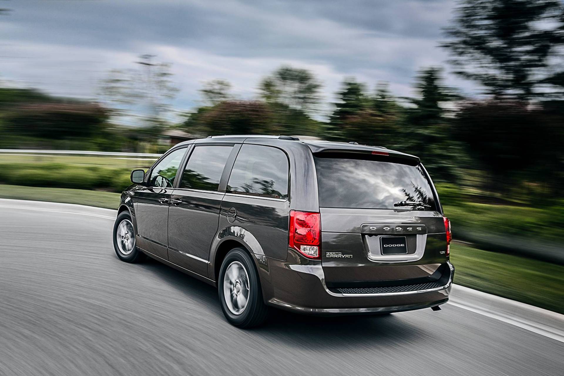 2020 Chrysler Voyager To Push Dodge Grand Caravan Out Of Production In