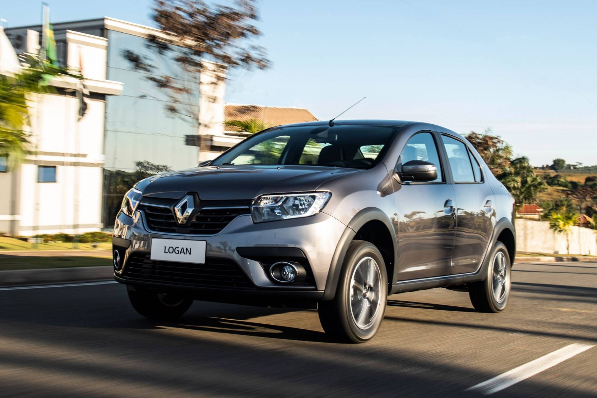 2020 Renault Logan, Sandero And Stepway Unveiled In Brazil With New ...