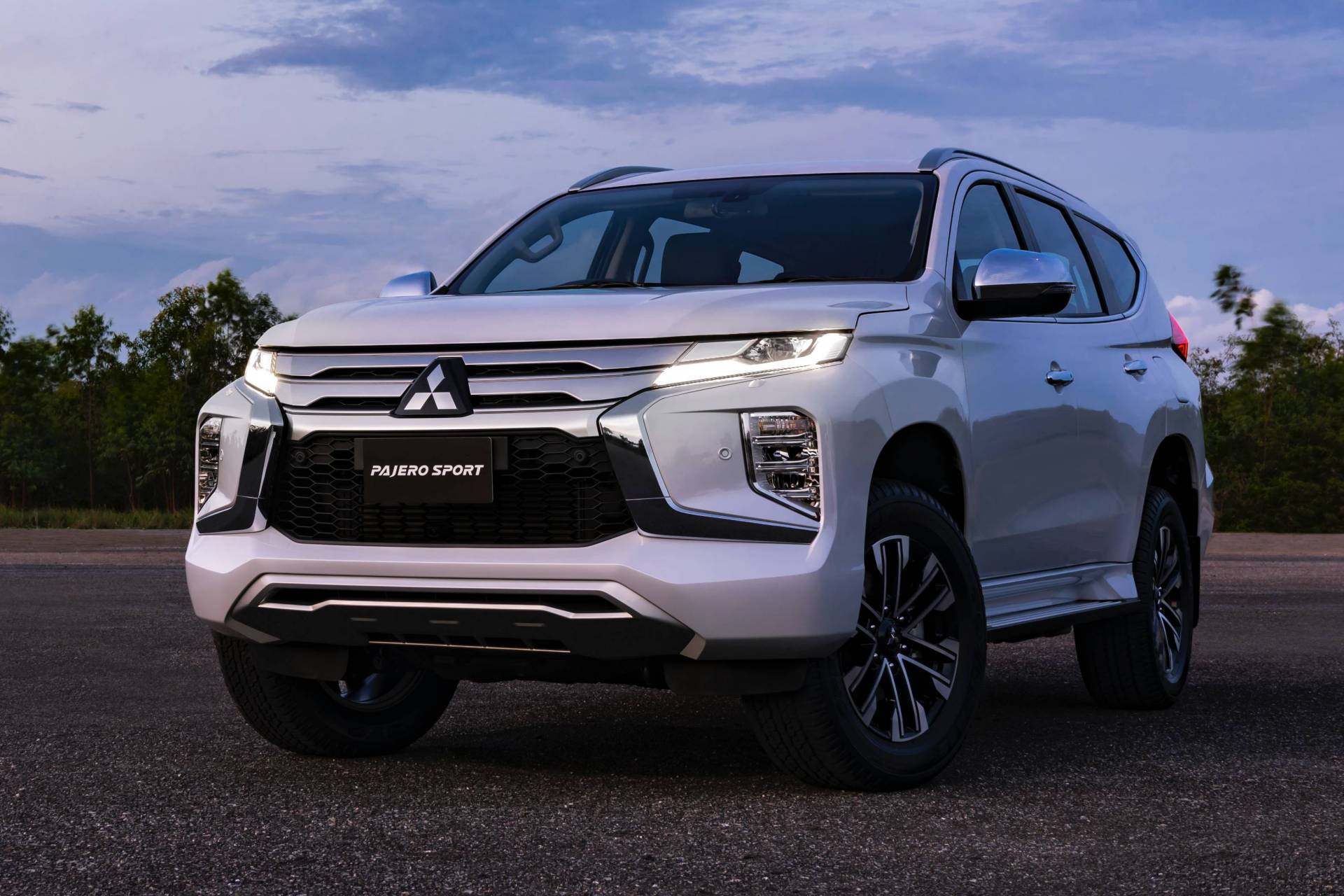 Mitsubishi pajero sport 2020